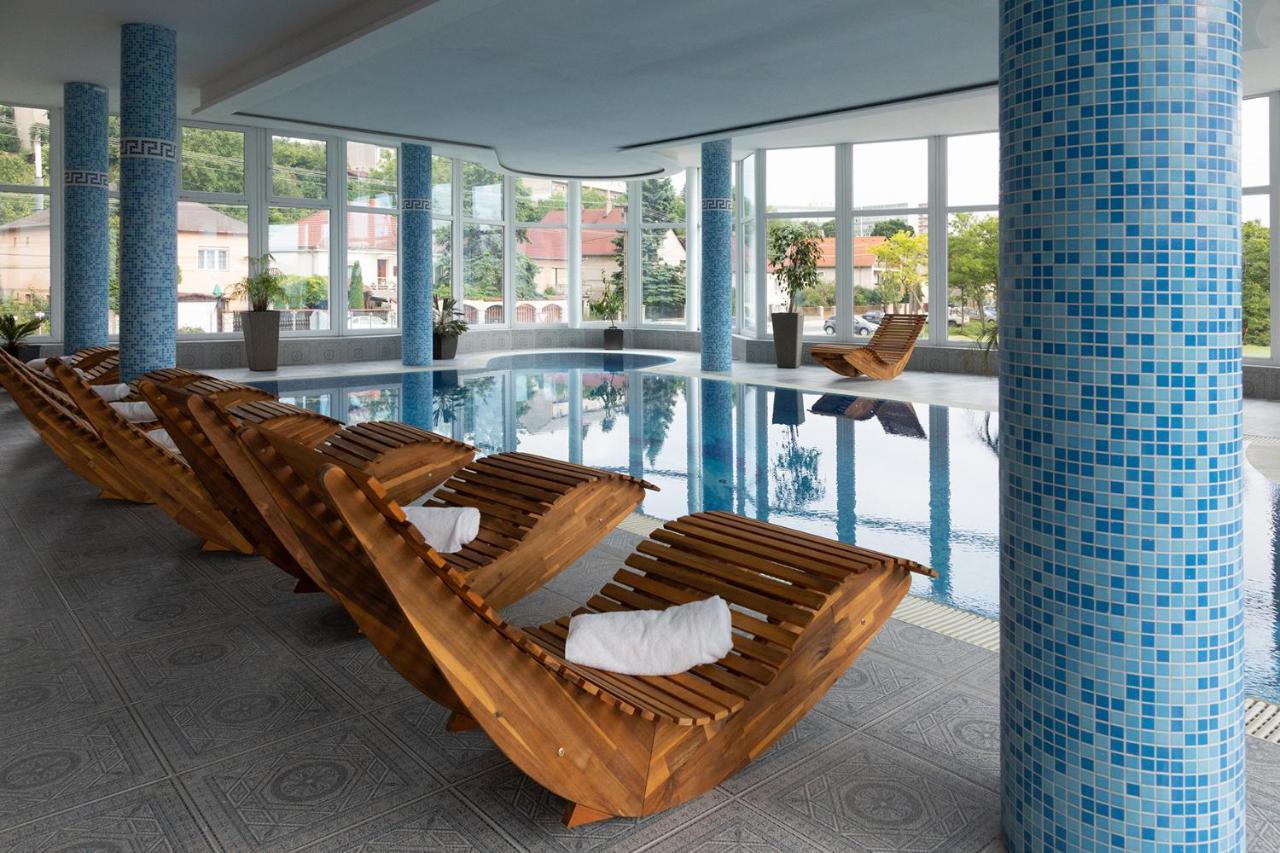 Hotel Kristaly Konferencia & Wellness Ajka Luaran gambar