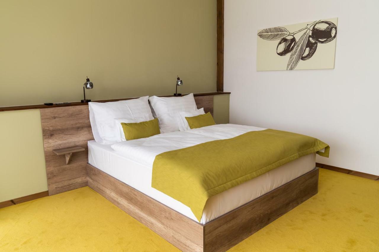 Hotel Kristaly Konferencia & Wellness Ajka Luaran gambar